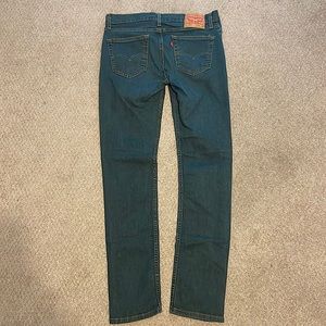 Levi 511 Slim and Straight 32x34 Never worn